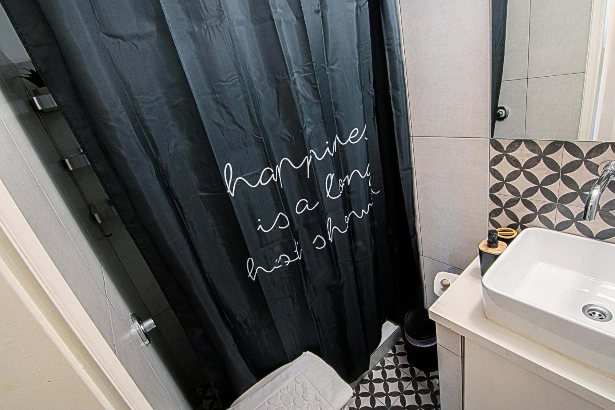 Exarcheia Urban Studio Apartment Athens Exterior photo